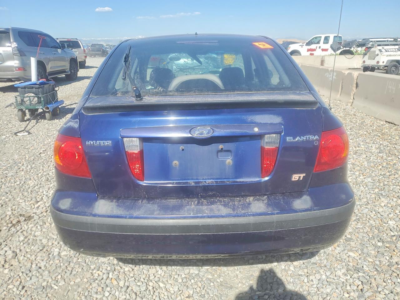 2003 HYUNDAI ELANTRA