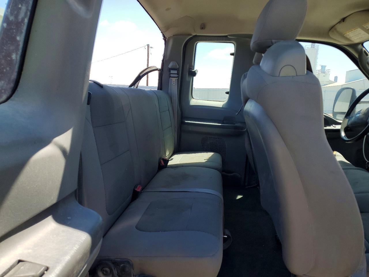 2004 FORD F350