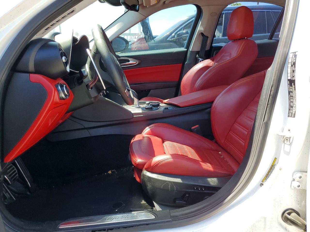2017 ALFA ROMEO GIULIA