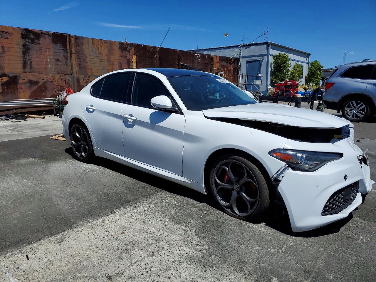 2017 ALFA ROMEO GIULIA
