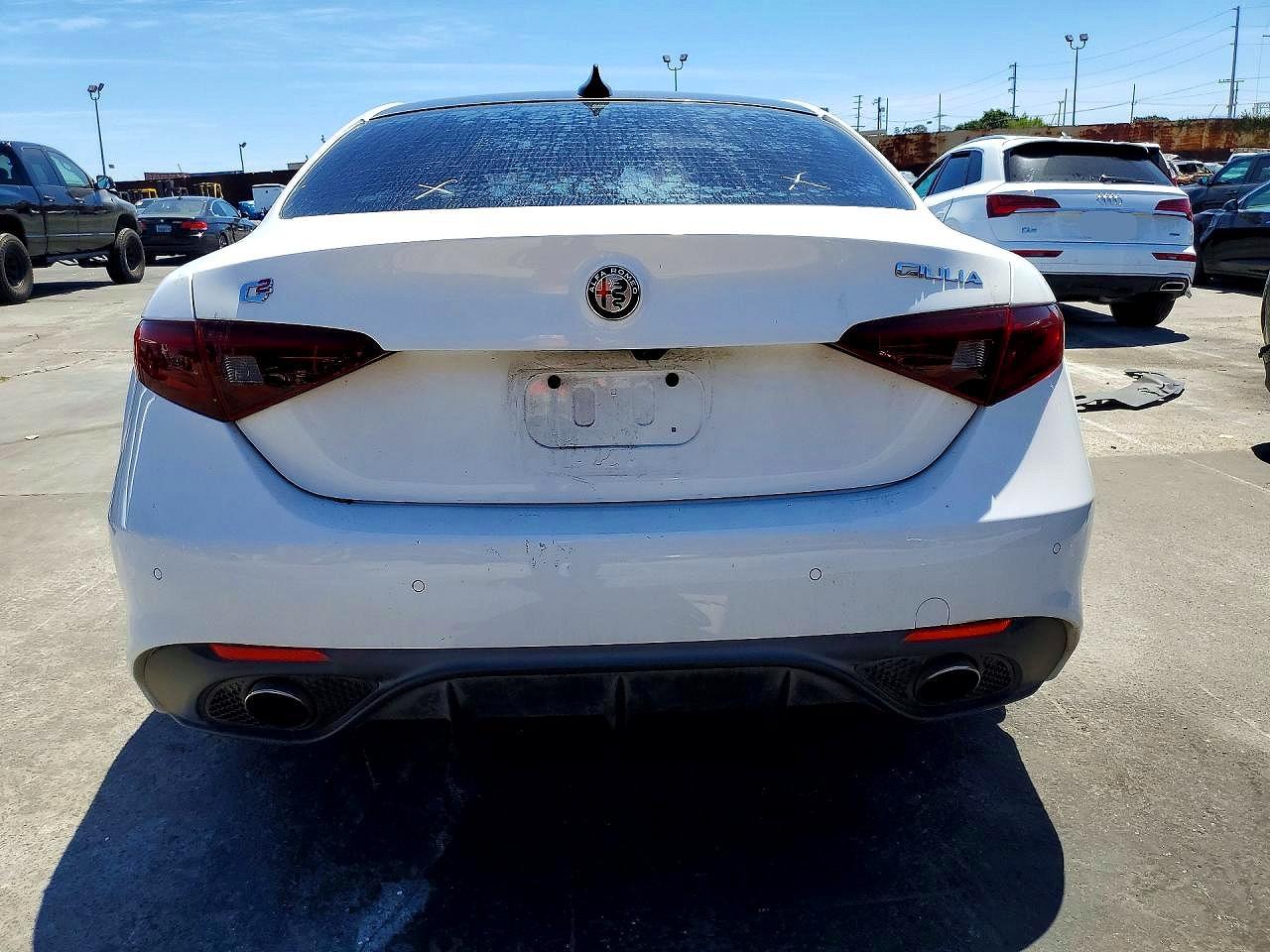2017 ALFA ROMEO GIULIA