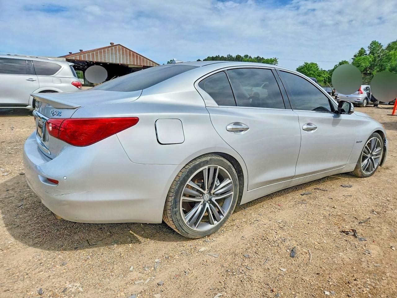 2014 INFINITI