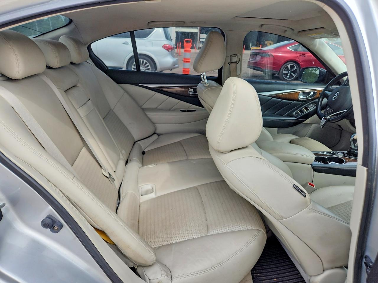 2014 INFINITI