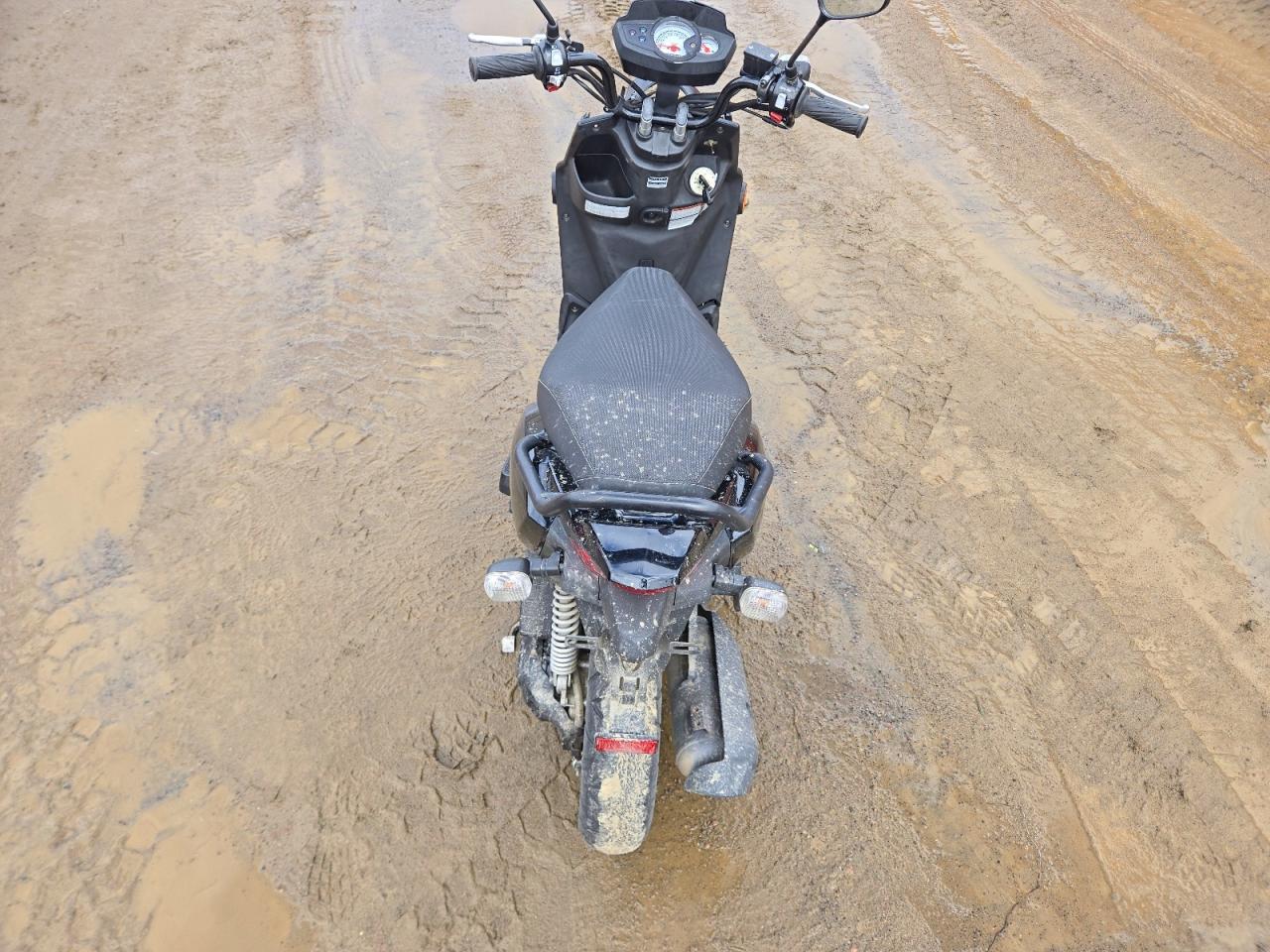 2017 YAMAHA SCOOTER
