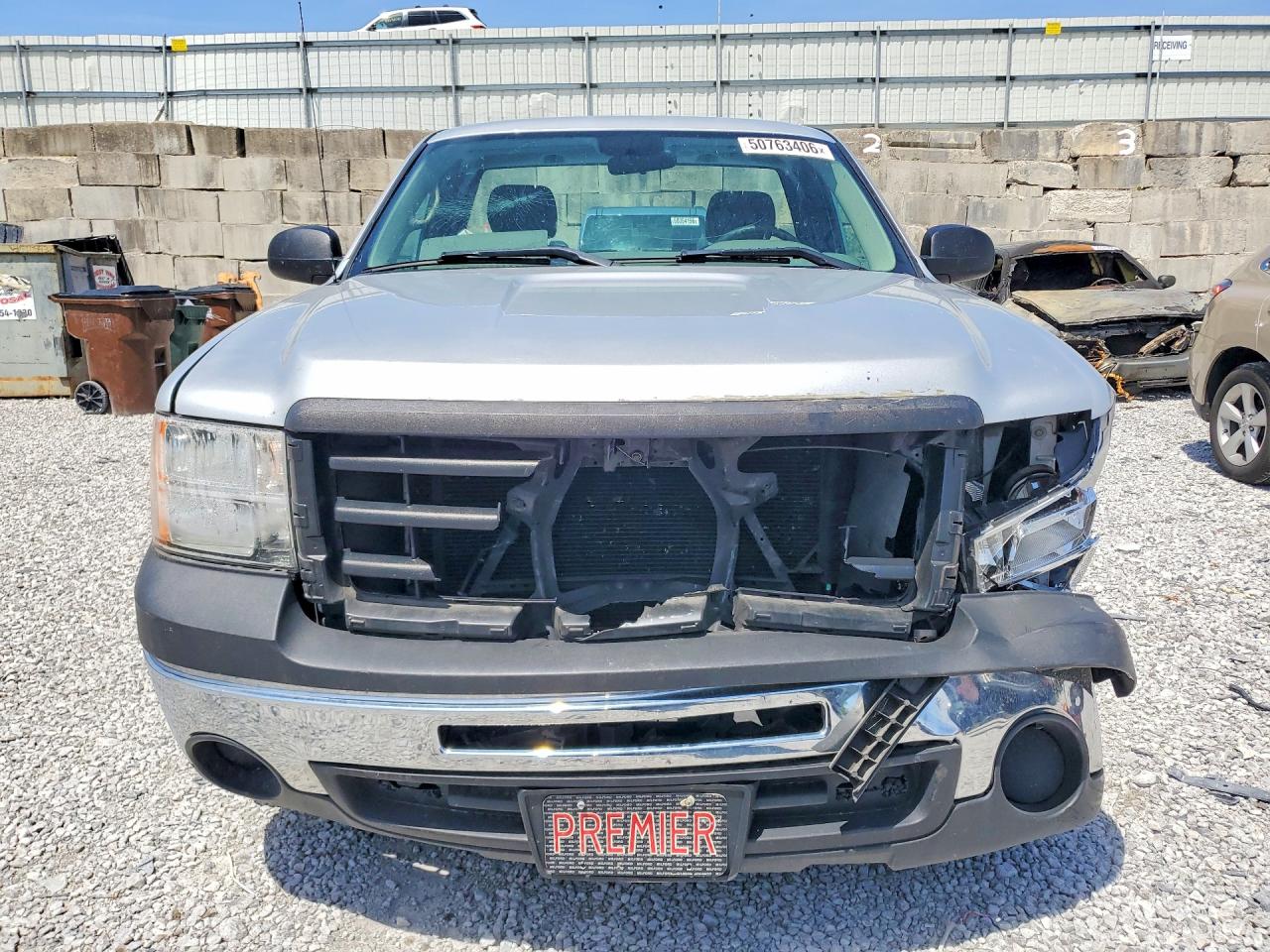 2013 GMC SIERRA