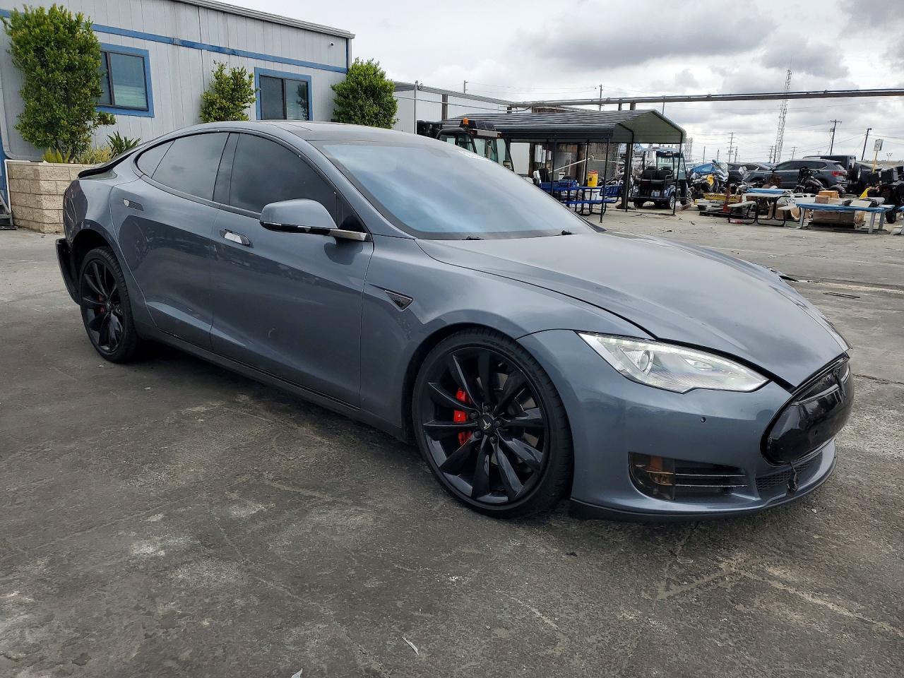 2014 TESLA MODEL S