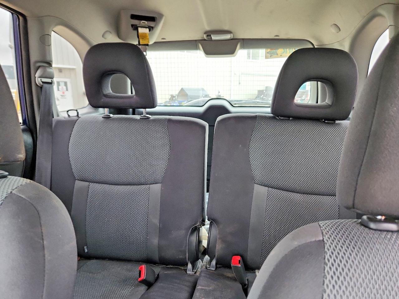 2004 TOYOTA RAV4