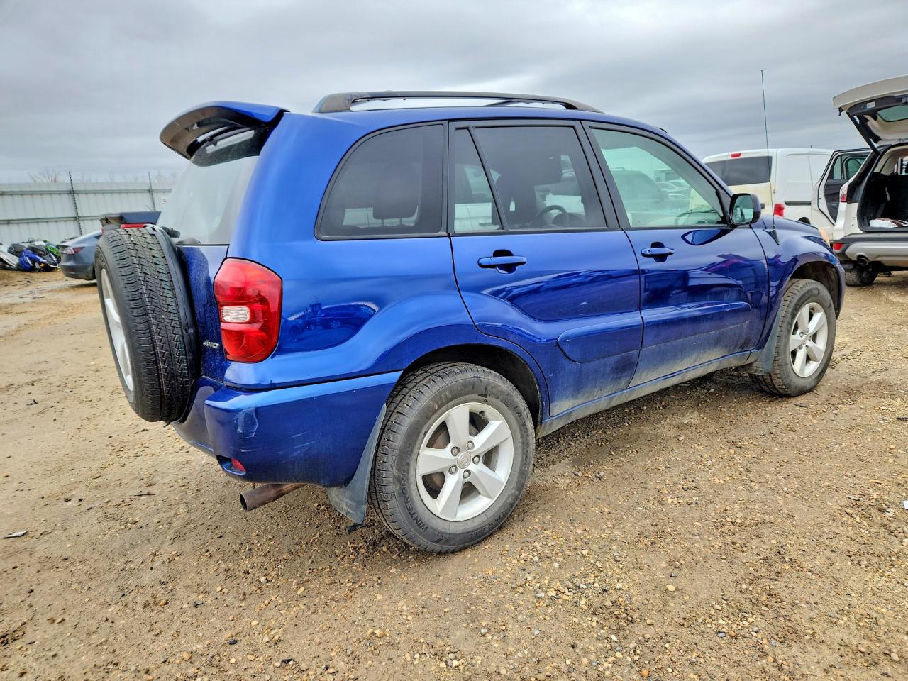 2004 TOYOTA RAV4