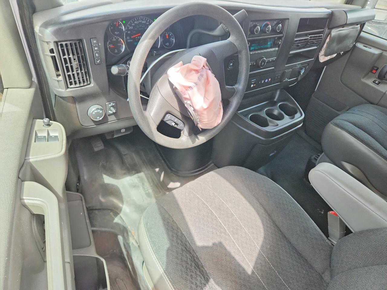 2024 CHEVROLET EXPRESS