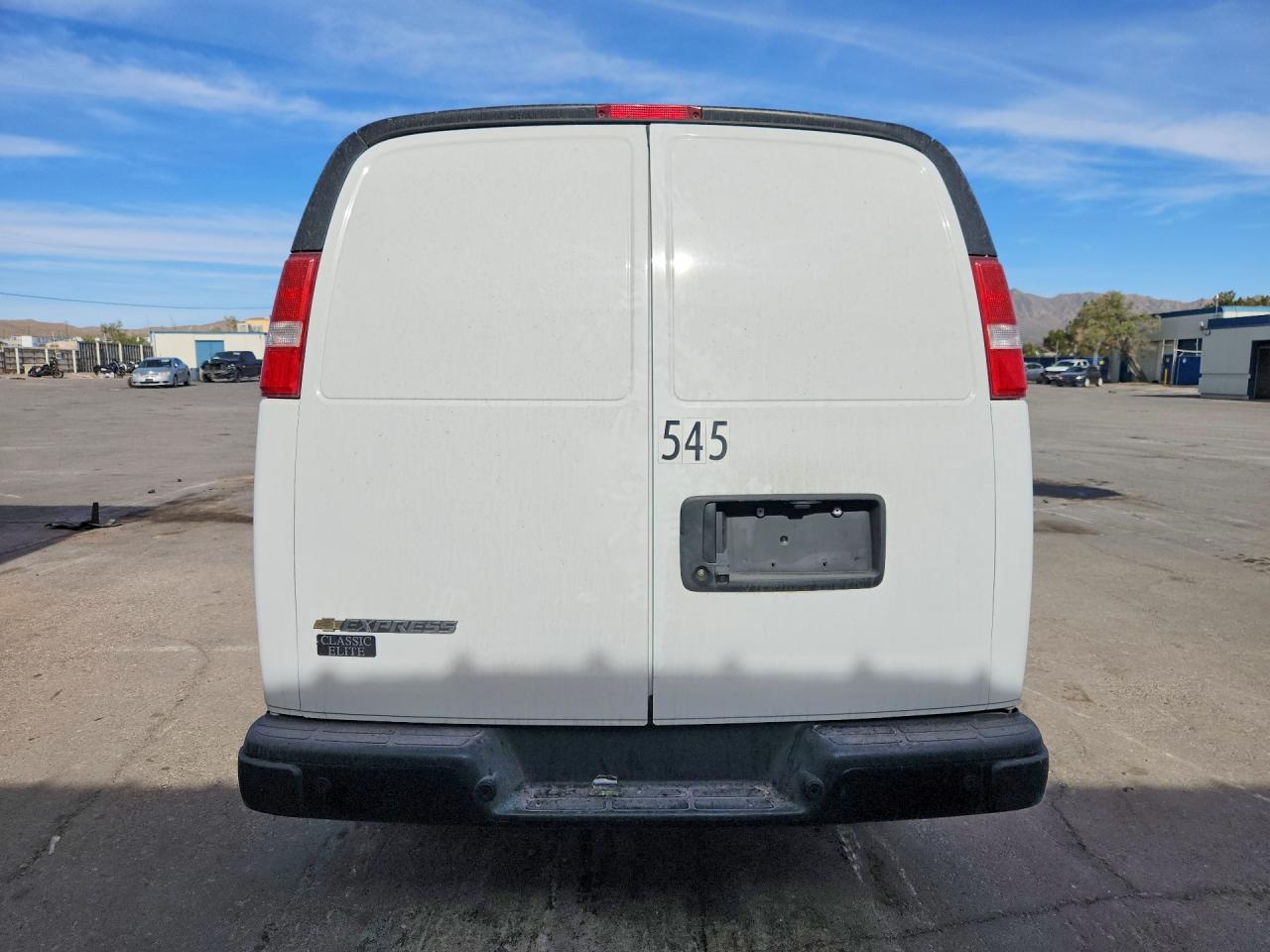 2024 CHEVROLET EXPRESS
