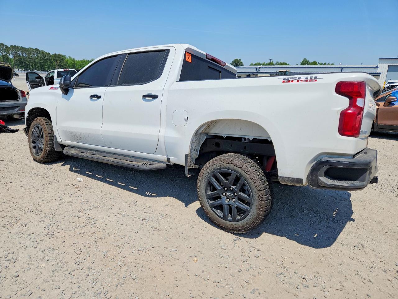 2025 CHEVROLET SILVERADO