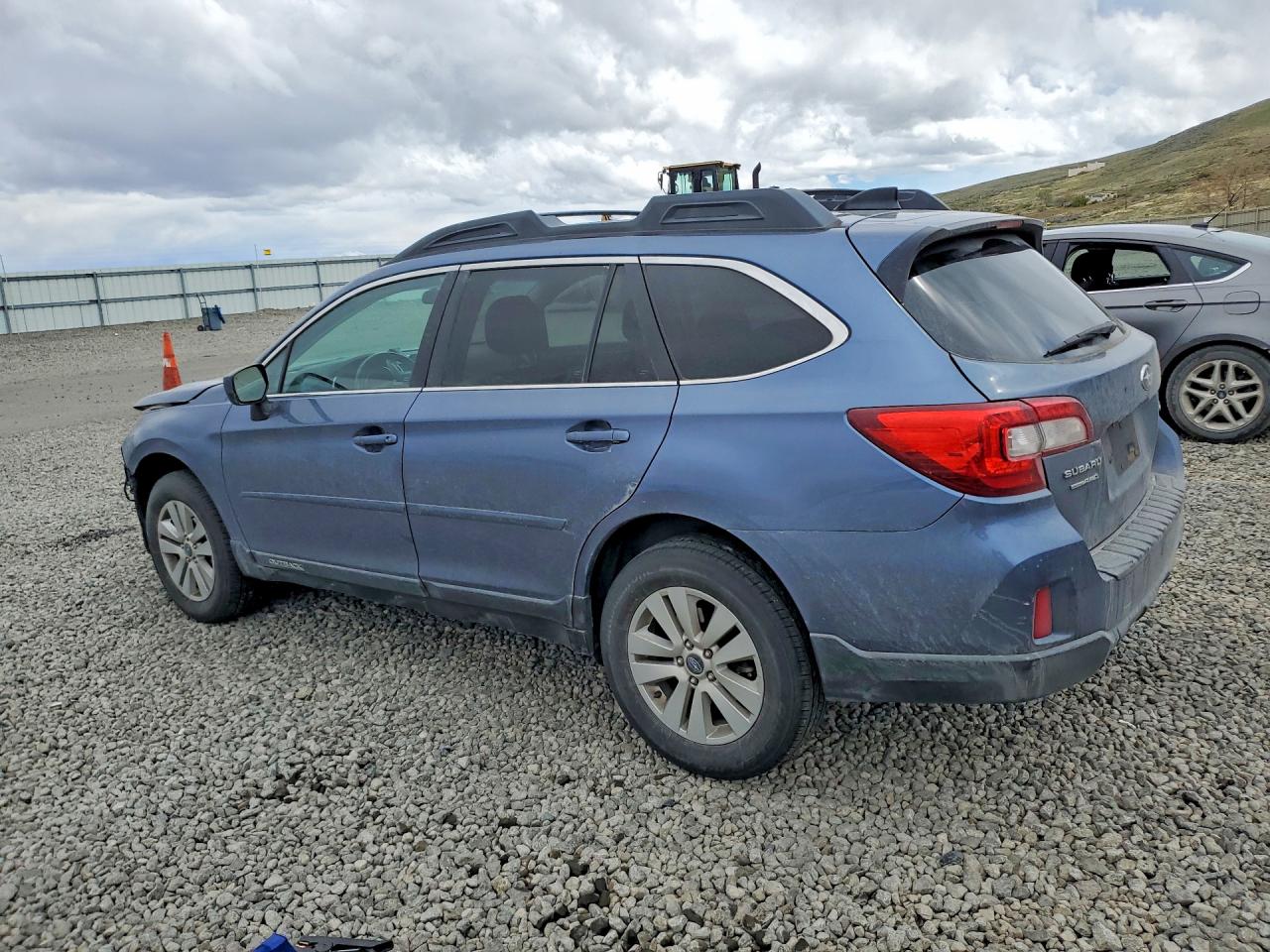 2016 SUBARU OUTBACK