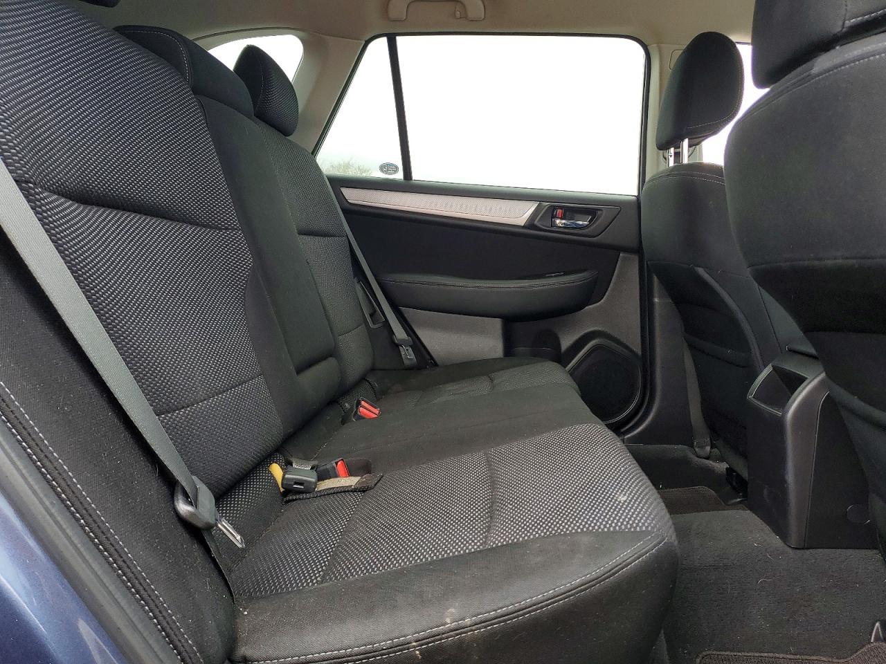 2016 SUBARU OUTBACK