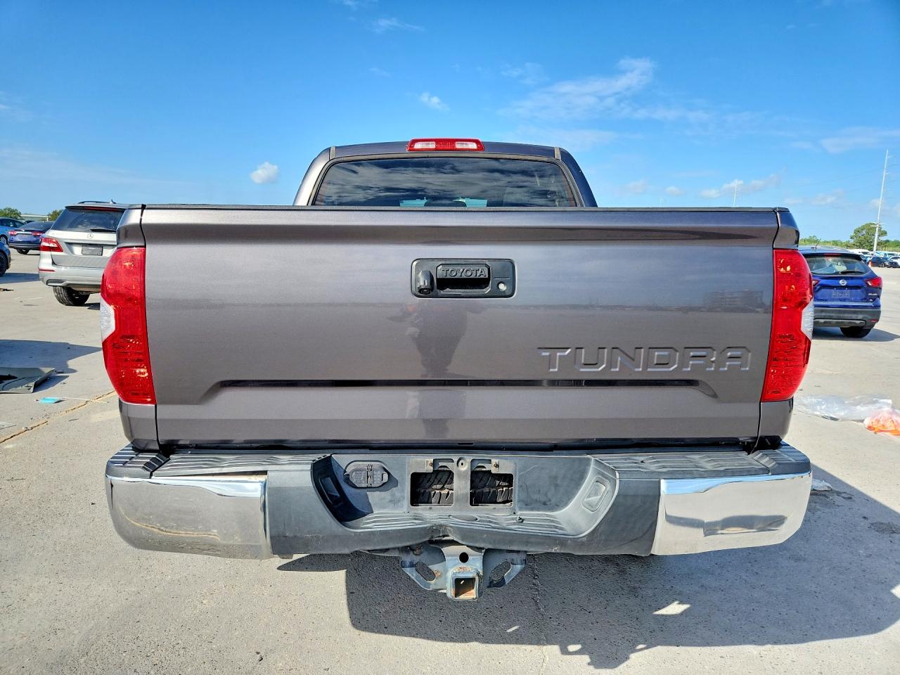 2016 TOYOTA TUNDRA