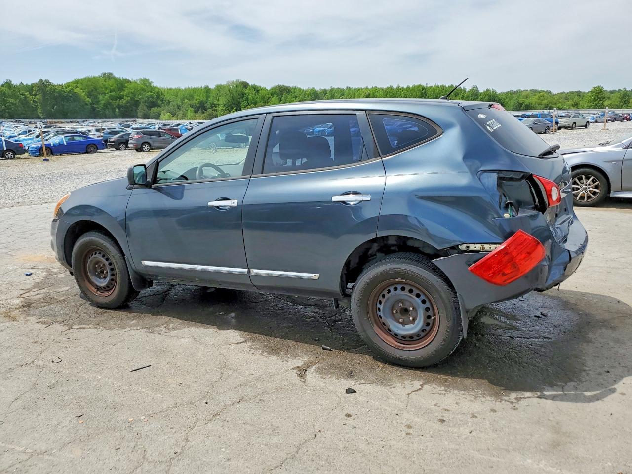 2015 NISSAN ROGUE