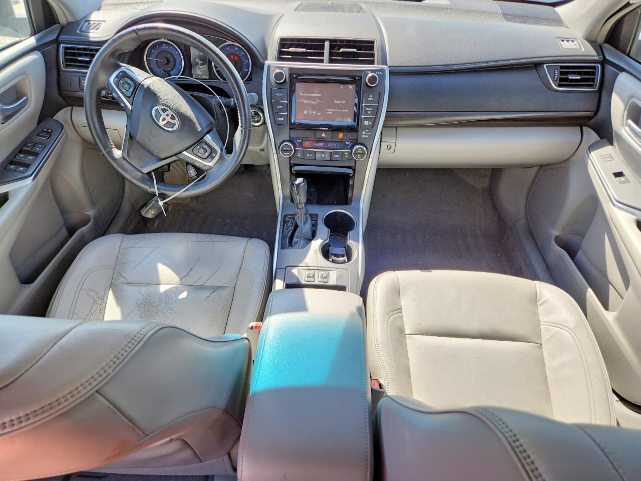 2016 TOYOTA CAMRY