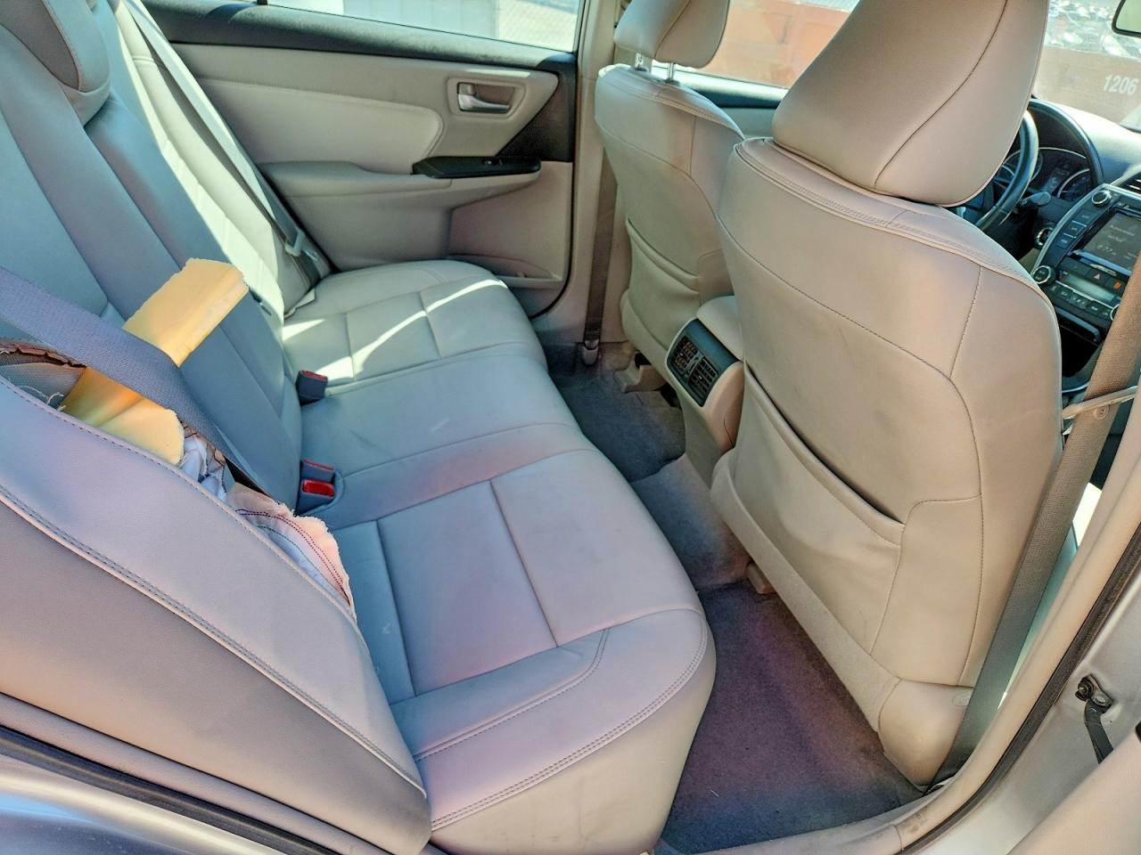 2016 TOYOTA CAMRY