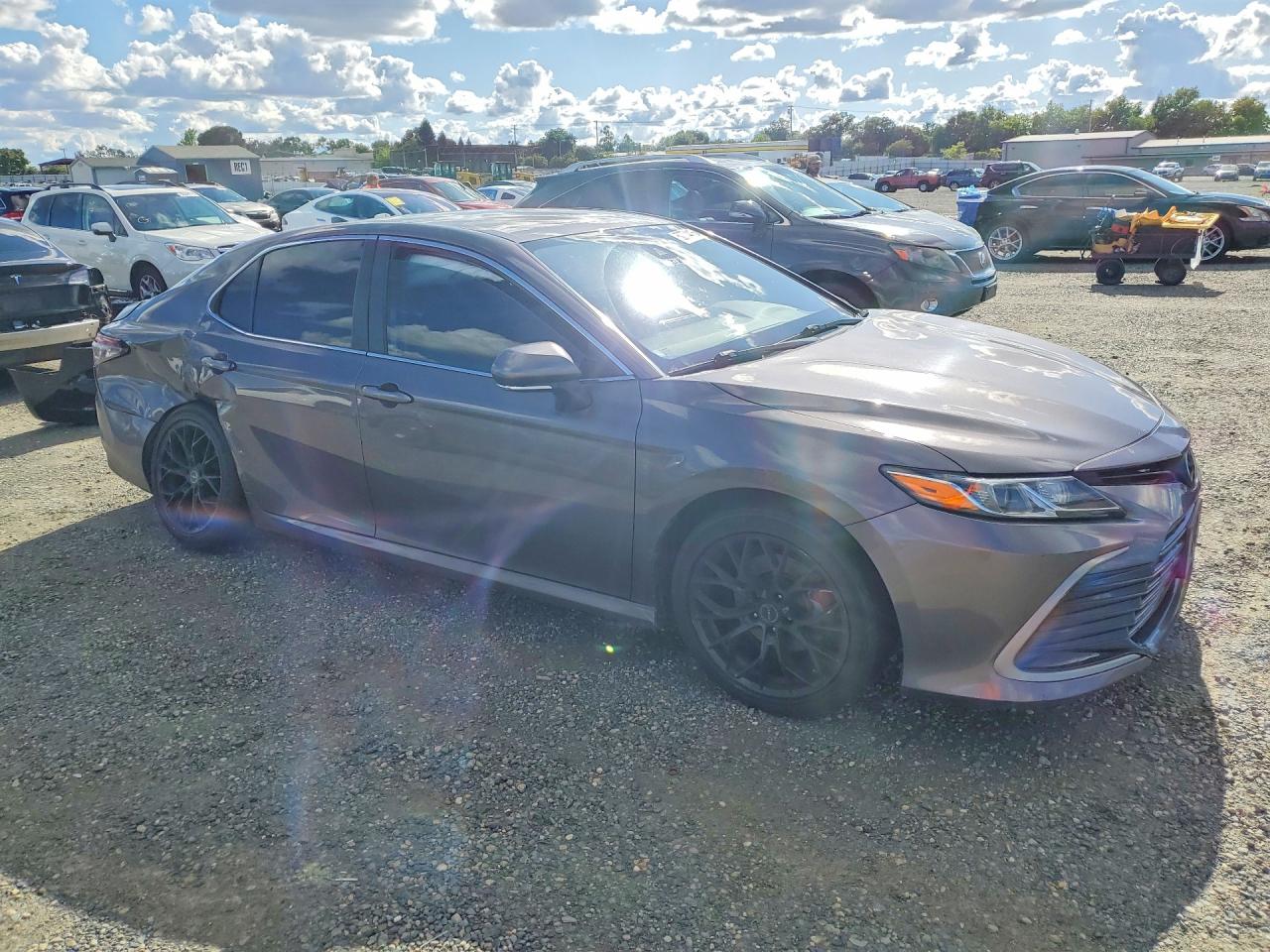 2023 TOYOTA CAMRY