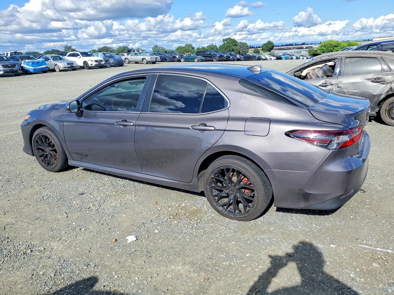 2023 TOYOTA CAMRY