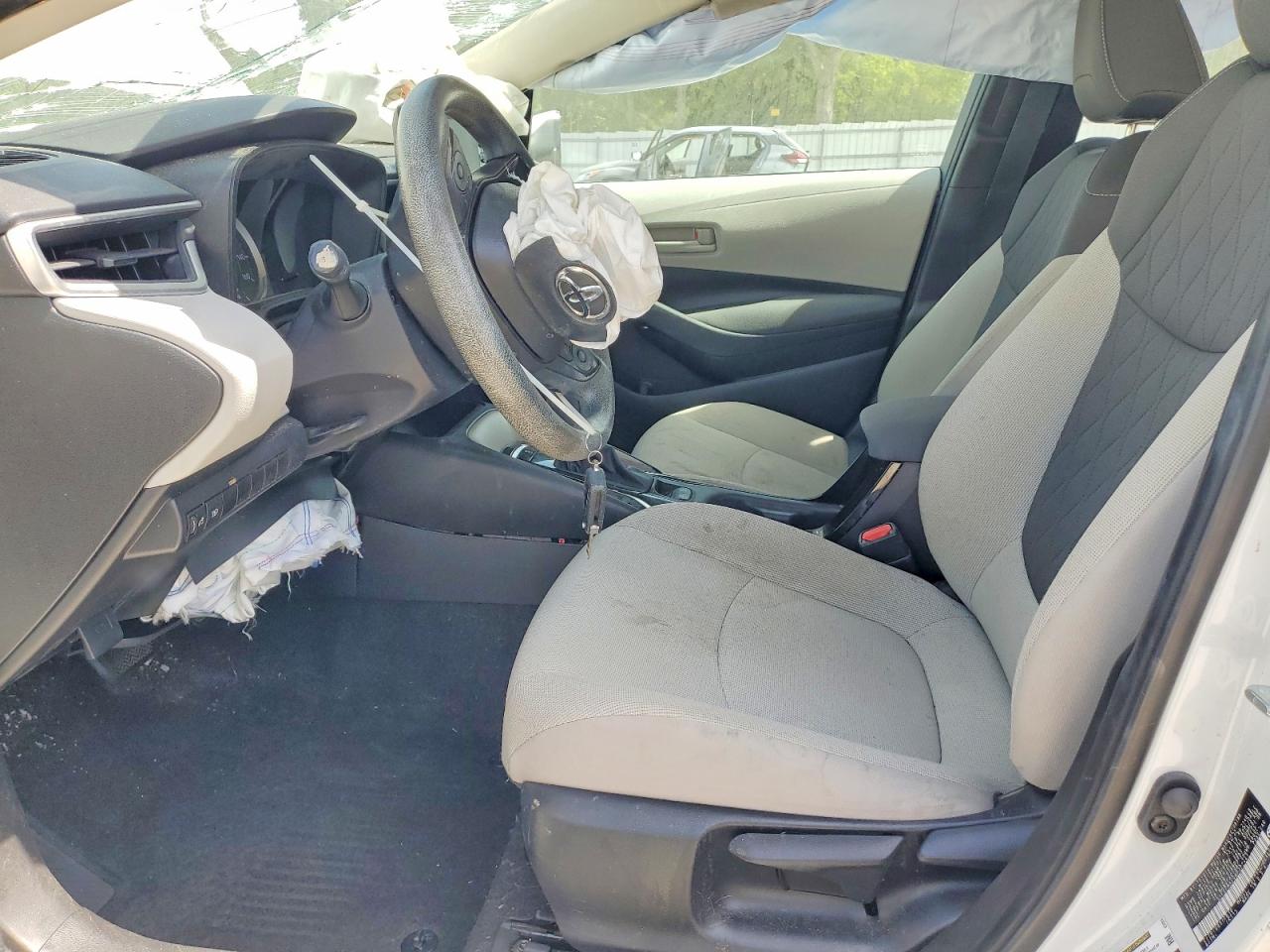 2022 TOYOTA COROLLA