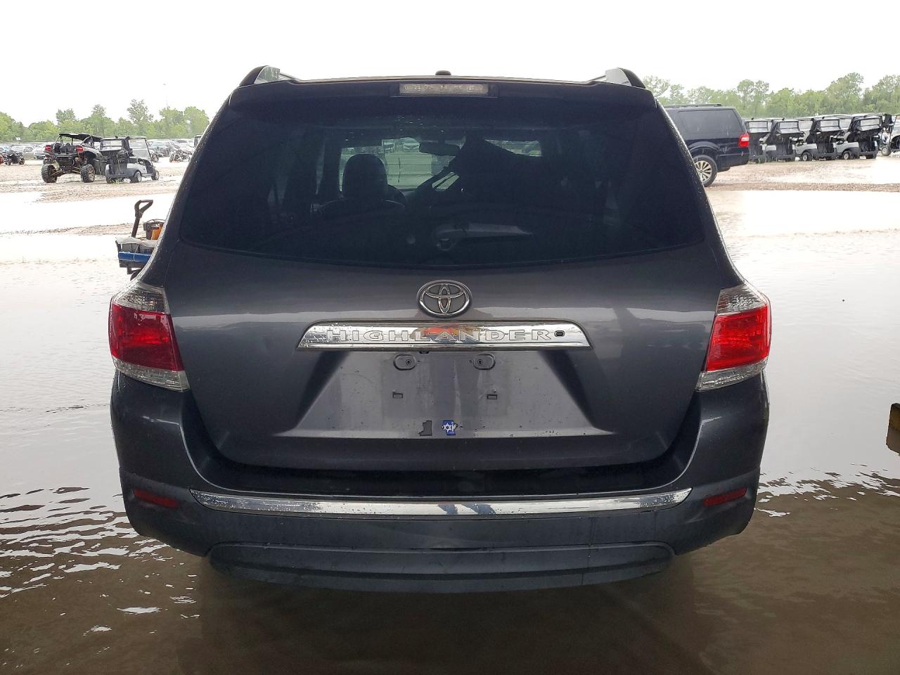 2013 TOYOTA HIGHLANDER
