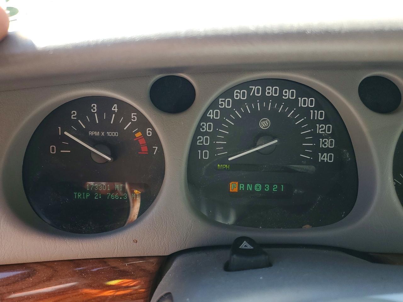 2003 BUICK LESABRE