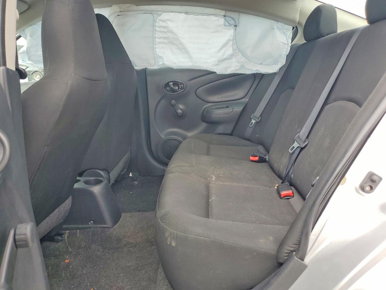 2016 NISSAN VERSA