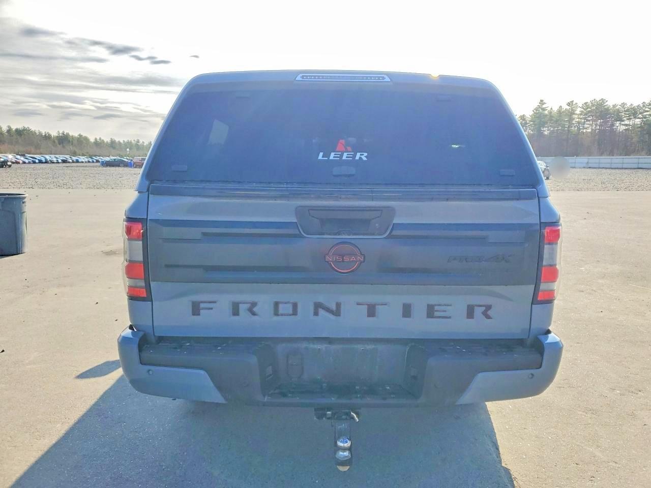 2025 NISSAN FRONTIER