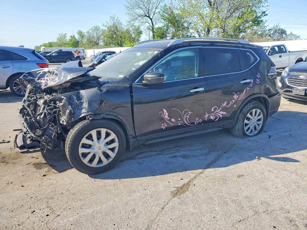 2017 NISSAN ROGUE