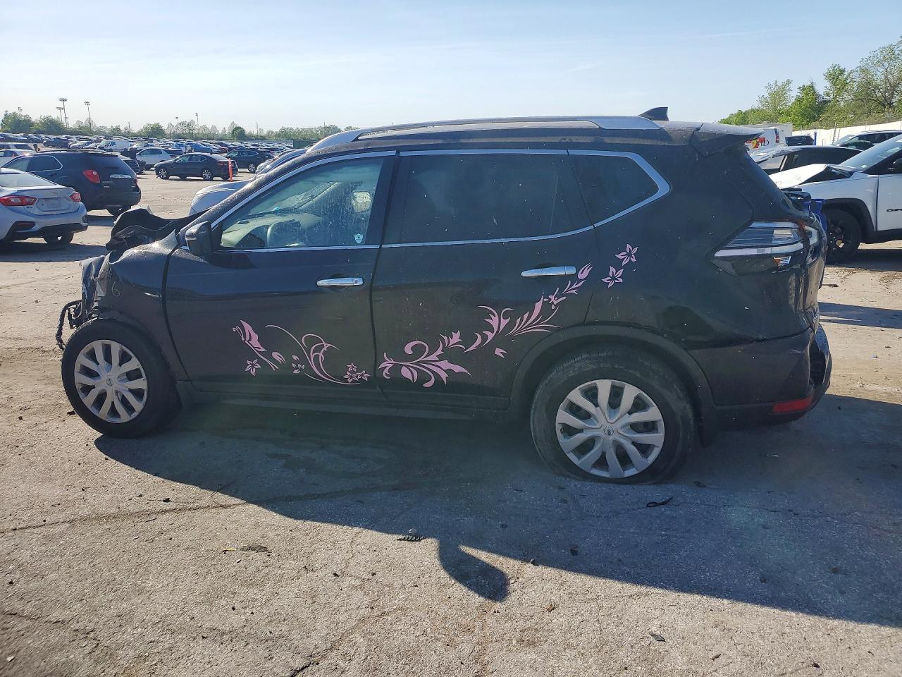 2017 NISSAN ROGUE