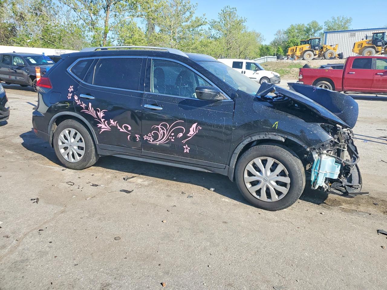 2017 NISSAN ROGUE