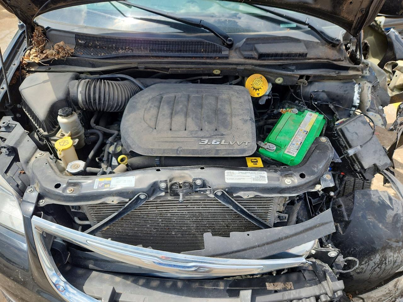 2016 CHRYSLER MINIVAN