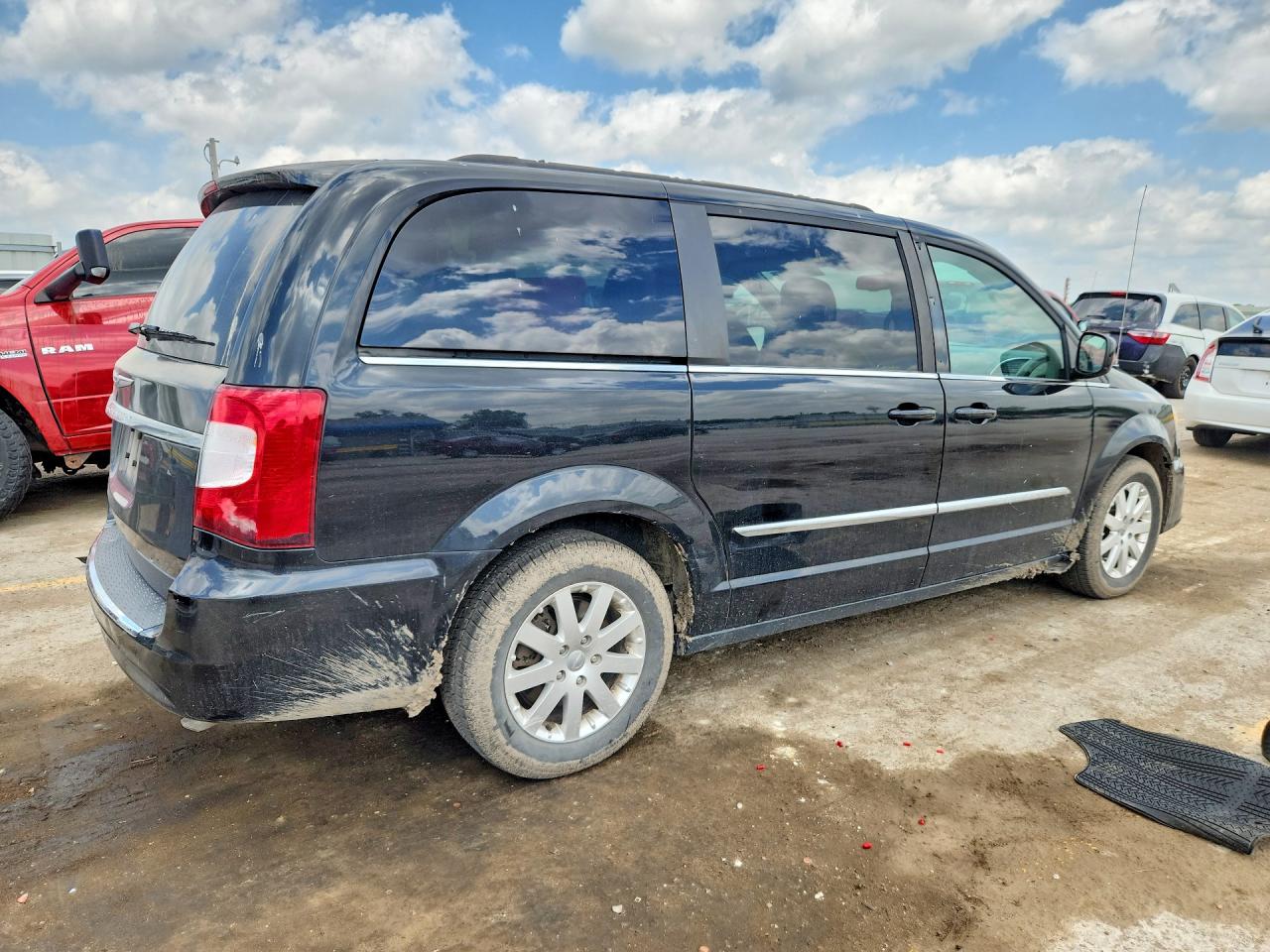 2016 CHRYSLER MINIVAN
