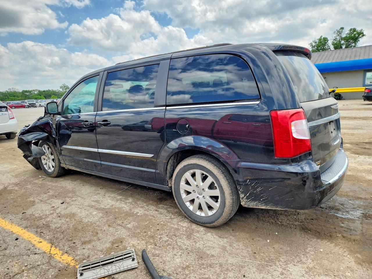 2016 CHRYSLER MINIVAN