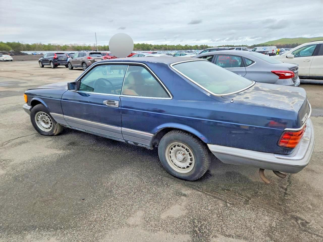 1982 MERCEDES-BENZ 380-CLASS