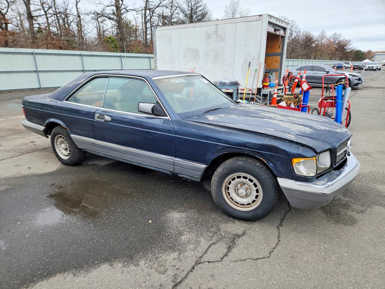 1982 MERCEDES-BENZ 380-CLASS