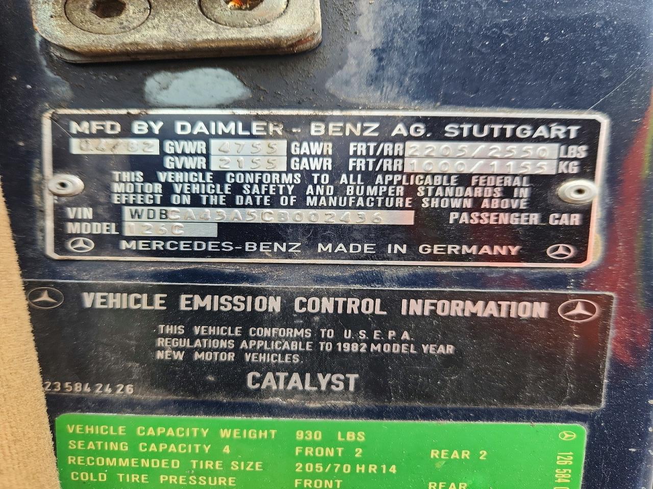 1982 MERCEDES-BENZ 380-CLASS