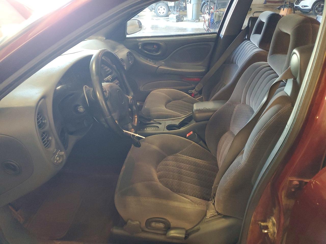 2002 PONTIAC BONNEVILLE
