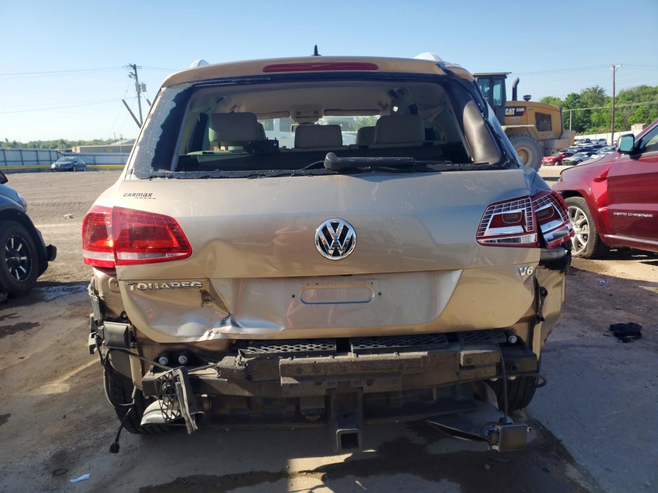 2016 VOLKSWAGEN TOUAREG