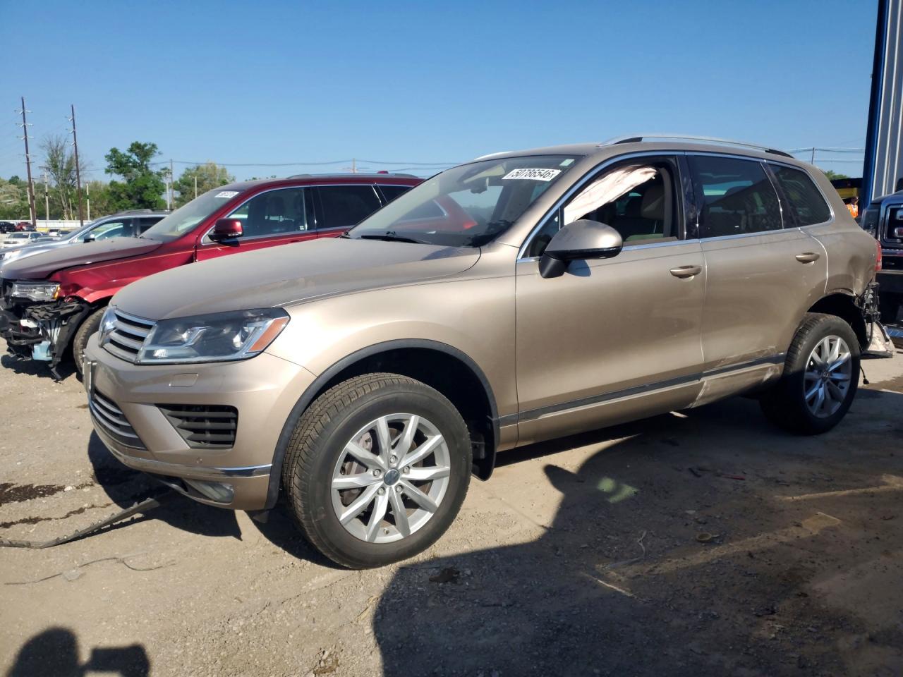 2016 VOLKSWAGEN TOUAREG
