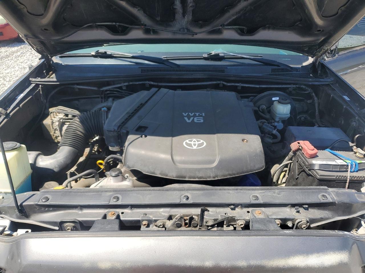 2010 TOYOTA TACOMA