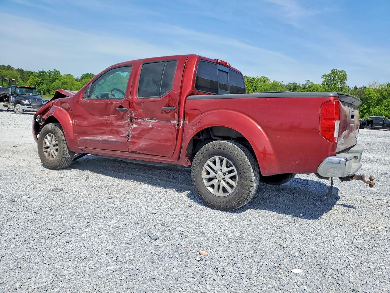 2016 NISSAN FRONTIER