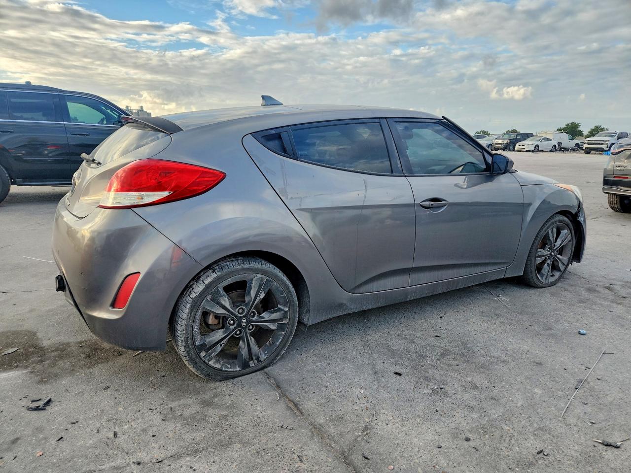 2016 HYUNDAI VELOSTER