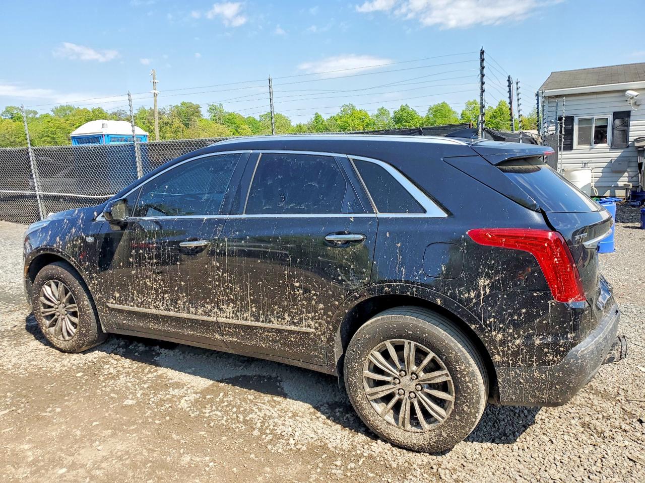2017 CADILLAC XT5