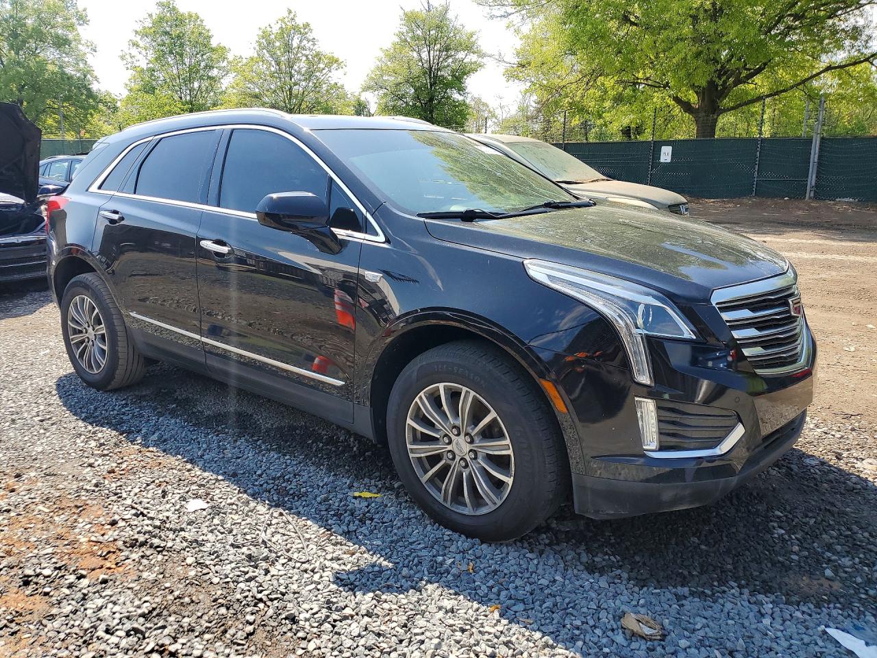 2017 CADILLAC XT5