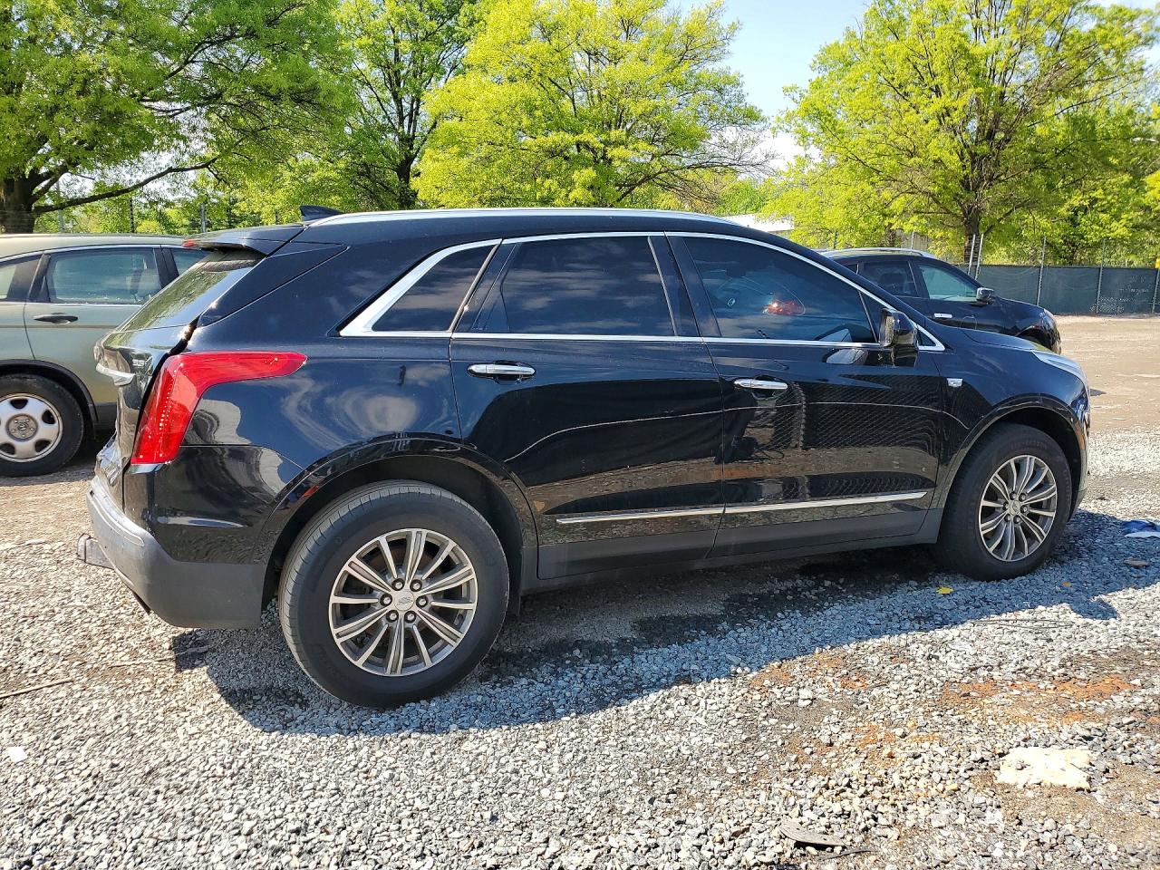 2017 CADILLAC XT5