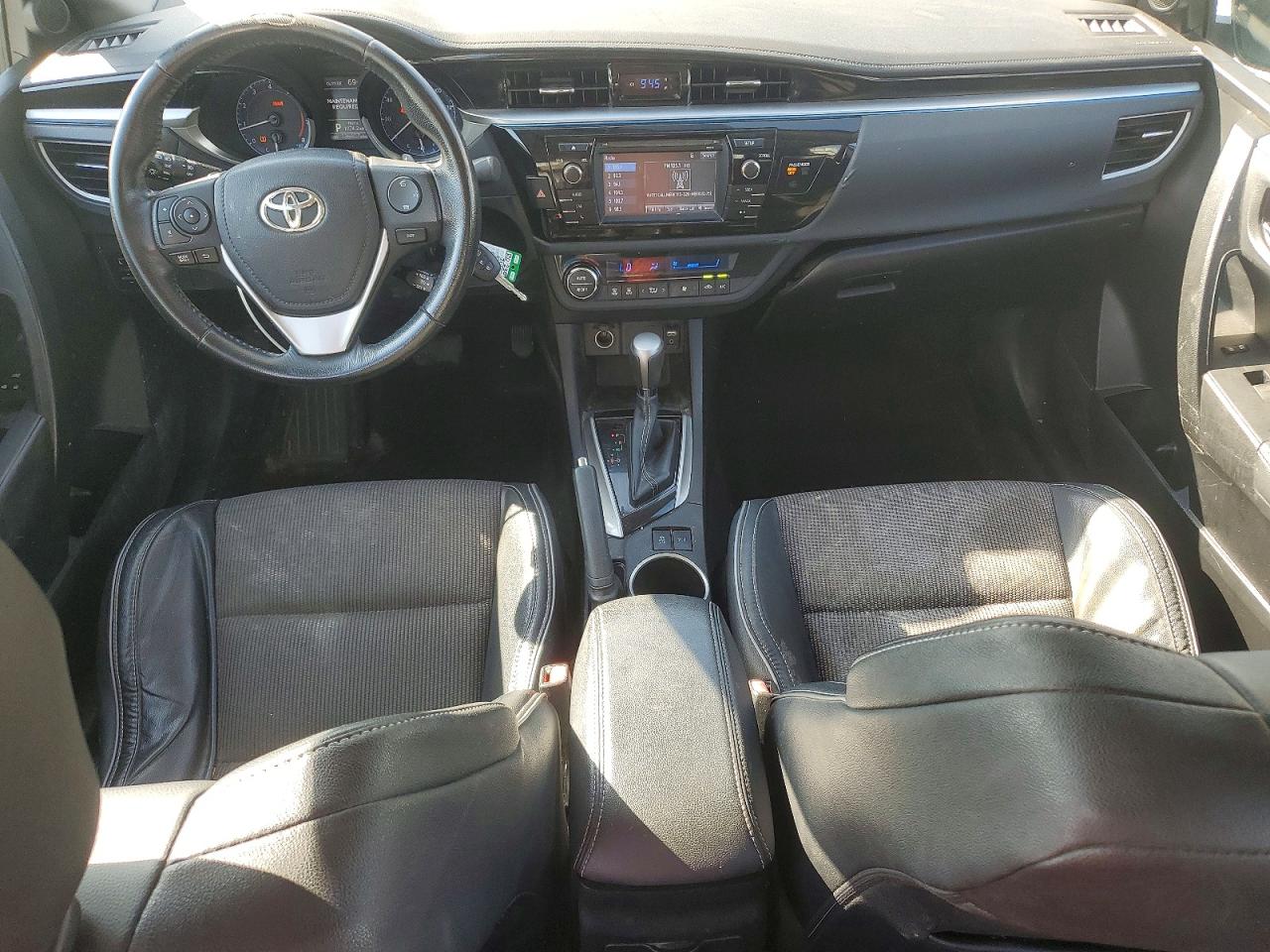 2016 TOYOTA COROLLA