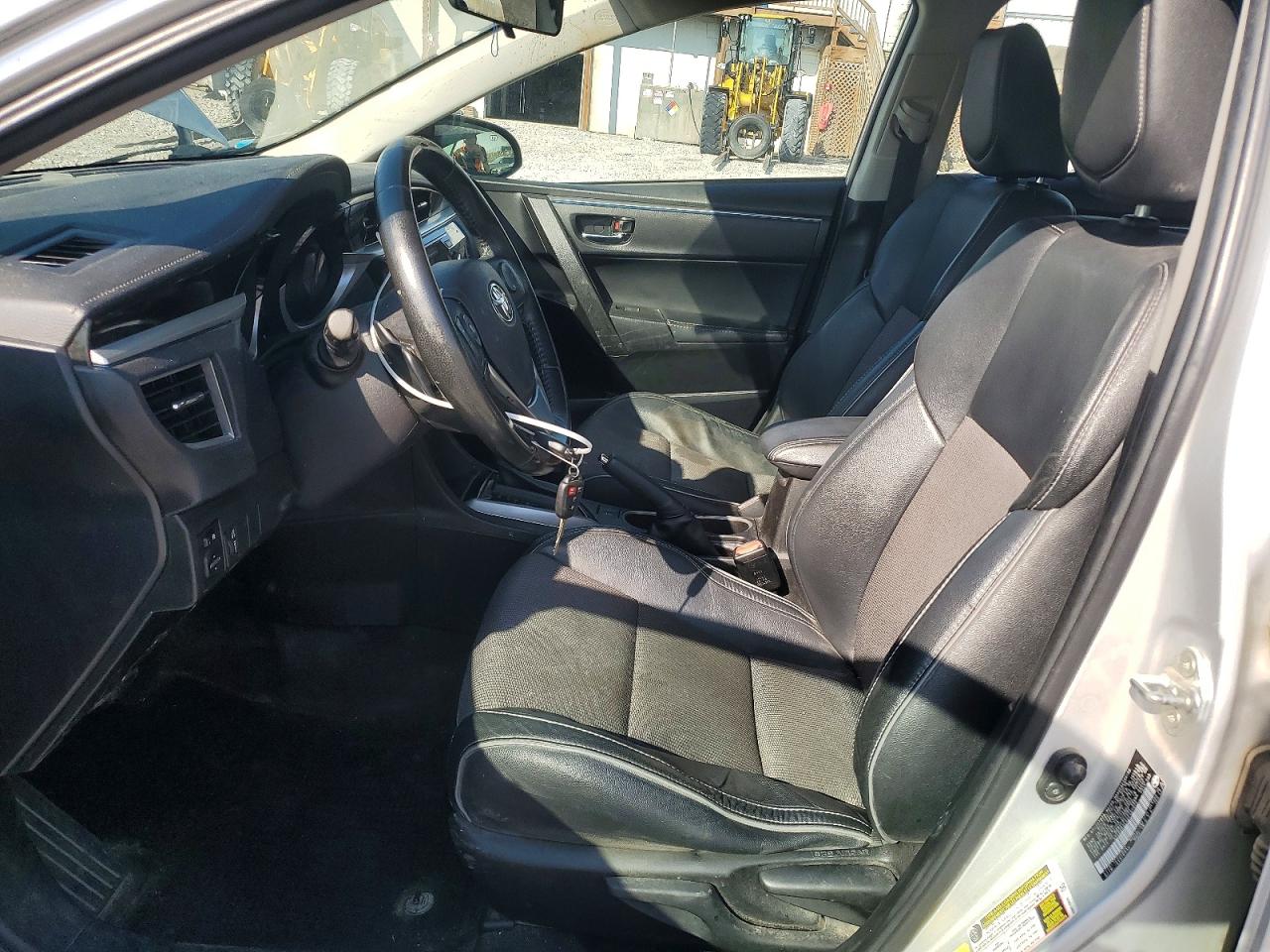 2016 TOYOTA COROLLA