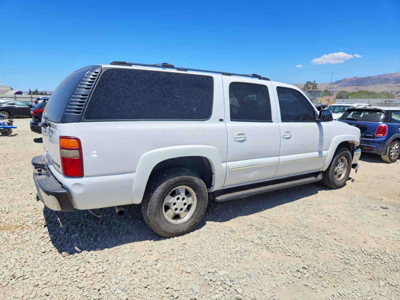 2003 CHEVROLET SUBURBAN