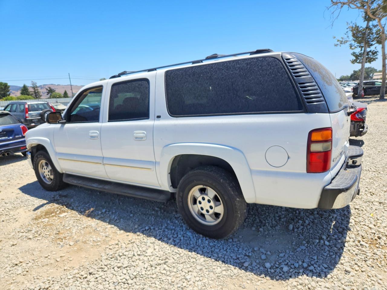 2003 CHEVROLET SUBURBAN